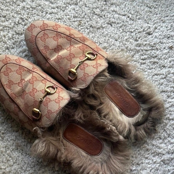 Gucci Princeton Canvas Loafers - Picture 5 of 6